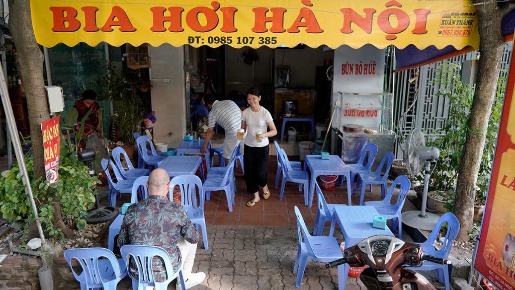 Top Things To Do Hanoi Bia Hoi Beer