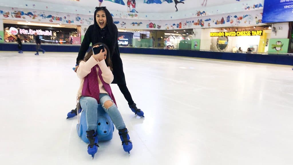 Chao Hanoi Ice Skating 2020