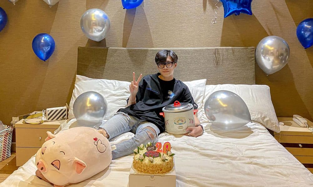 Rice Cooker Girlfriend Nhut Nguyen