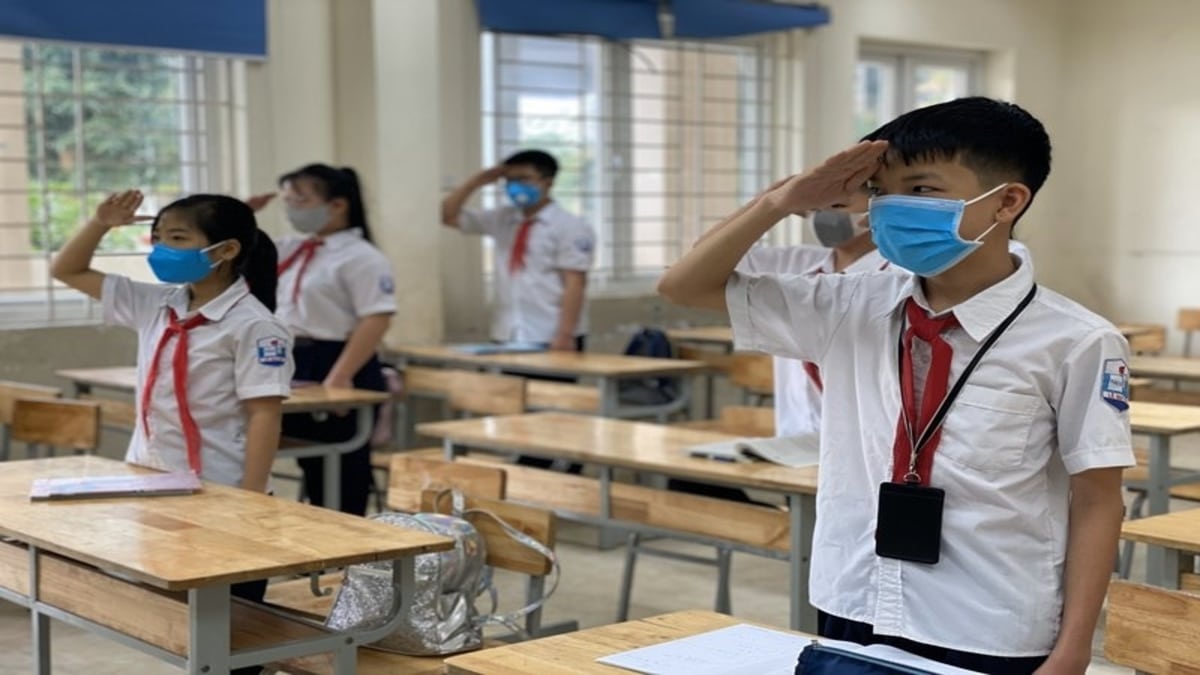 Schools Reopen In Hanoi